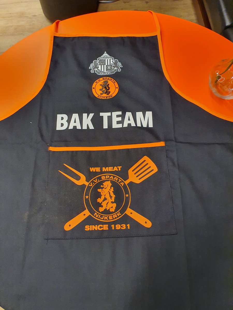 OLK Poule D: Oud &amp; Versleten, Winnen of Staken, FC Robo, Sparta 4, FC Nughter en NG Panama