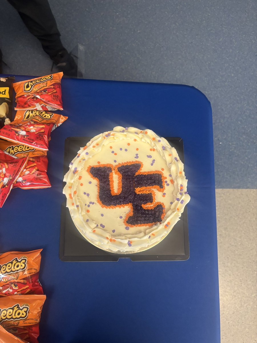 Congratulations to our boys’ All-Time leading scorer Aaron Gutman for signing his agreement today to play Division 1 Men’s basketball at the University of Evansville! Go Aces!