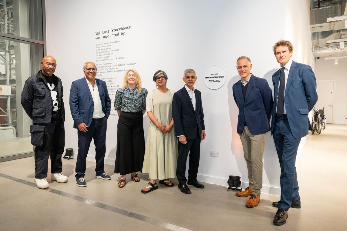 MayorofLondon's tweet photo. The V&amp;A Storehouse will give Londoners and visitors free access to an extraordinary collection of creative works, from Roman artefacts to modern-day music archives.

I was delighted to see final preparations being made before it opens its doors to the public on Saturday. https://t.co/yNiXmkNYxp
