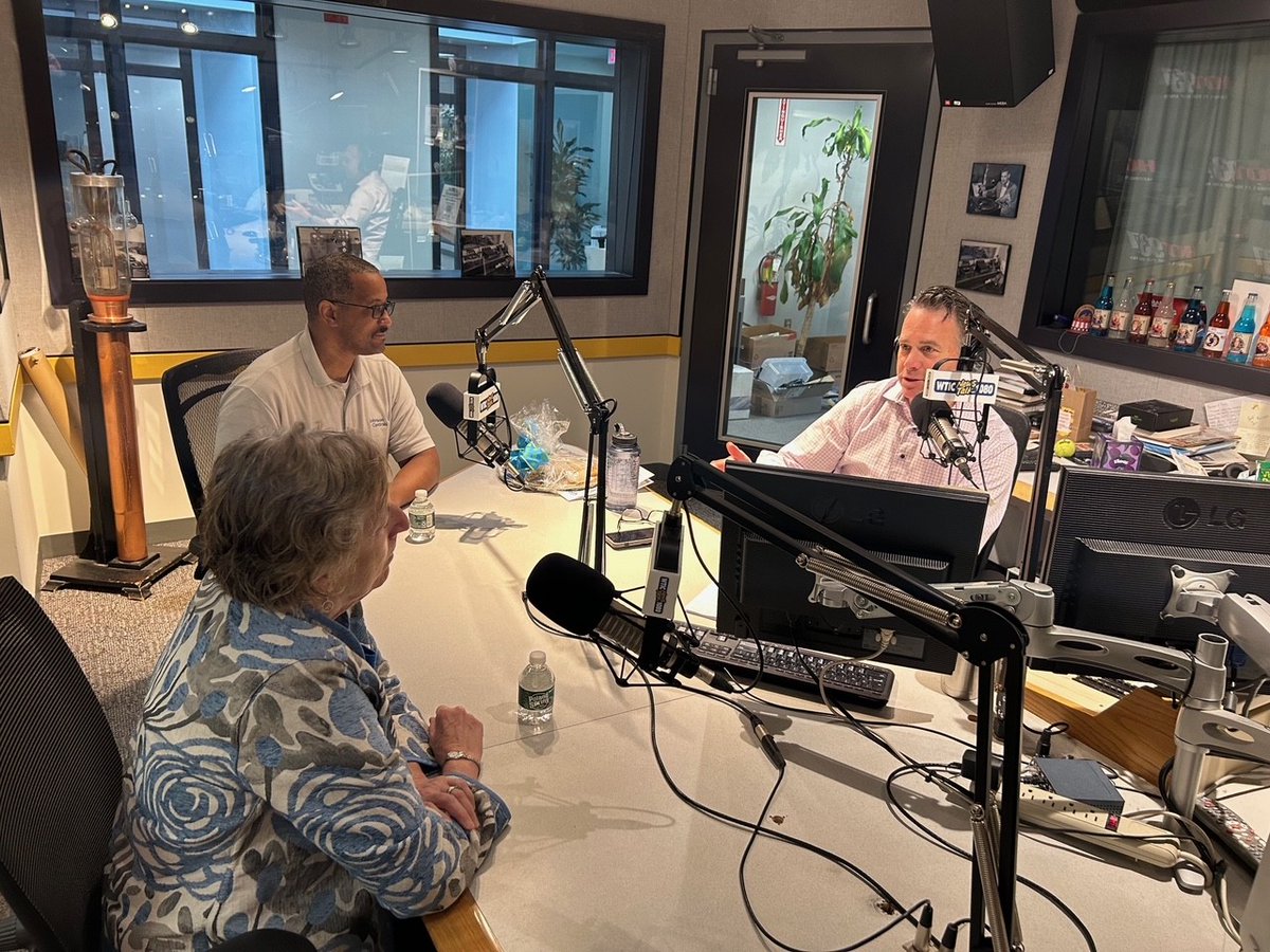 Patrice McCarthy and Leonard Lockhart, CABE President (Windsor BOE) discussed the importance of local school funding as the legislative session nears its end and budget negotiations continue on <a href="/WTIC1080/">WTIC 1080</a> this morning.
Listen here: ow.ly/nkhN50W0oGW