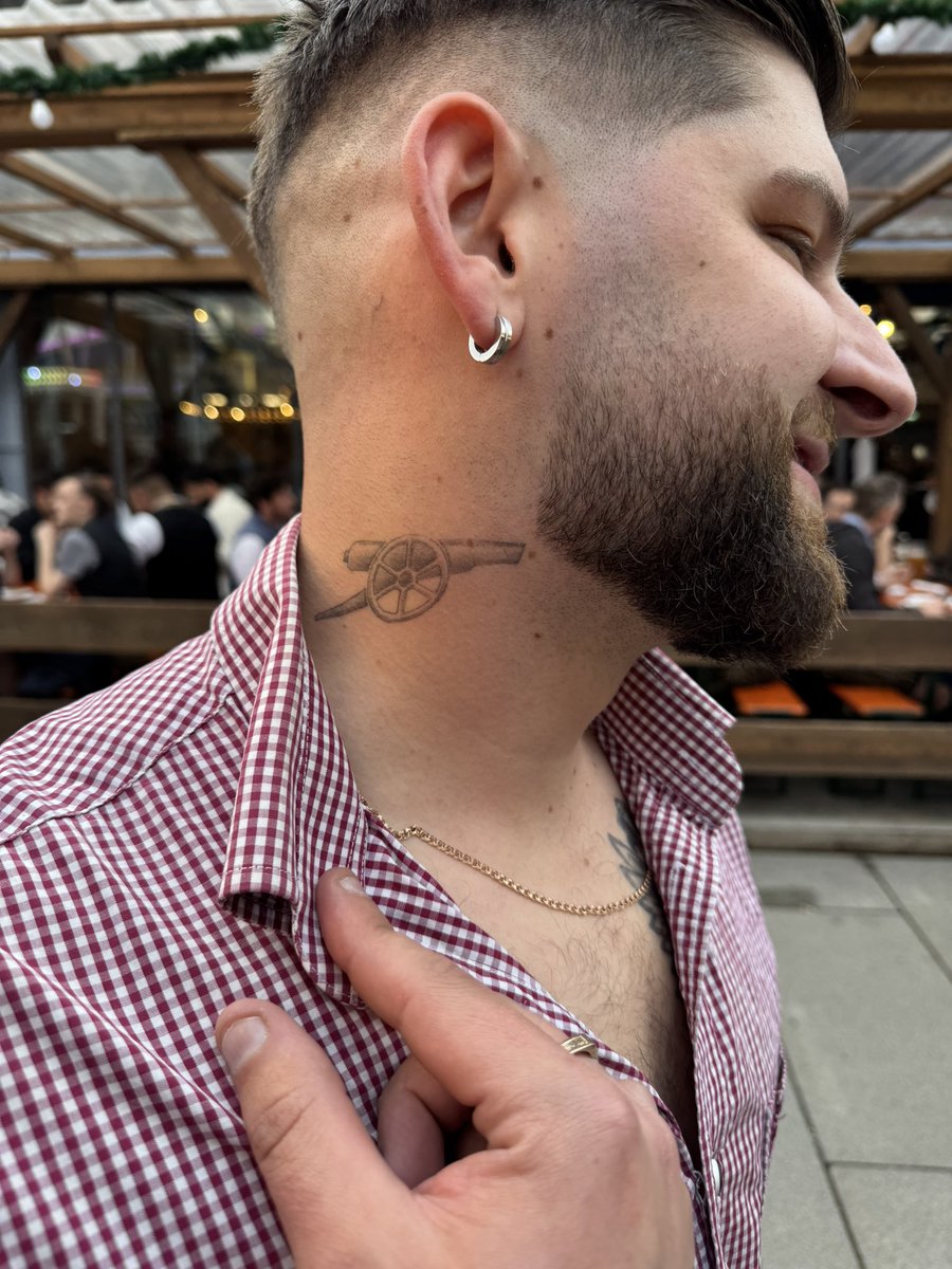 Joachim Hebel (@joachimhebel) on Twitter photo Man geht über das Volksfest 🎡
„Hey! Ich höre euren Podcast!“
Echt?
„Ja, Schau“
🤣🤣🤣🤣🤣🤣
<a href="/KlickNRush/">Klick & Rush</a>-Army 🤣🤣🤣🤣
#klickandrush #skypl Man geht über das Volksfest 🎡
„Hey! Ich höre euren Podcast!“
Echt?
„Ja, Schau“
🤣🤣🤣🤣🤣🤣
<a href="/KlickNRush/">Klick & Rush</a>-Army 🤣🤣🤣🤣
#klickandrush #skypl