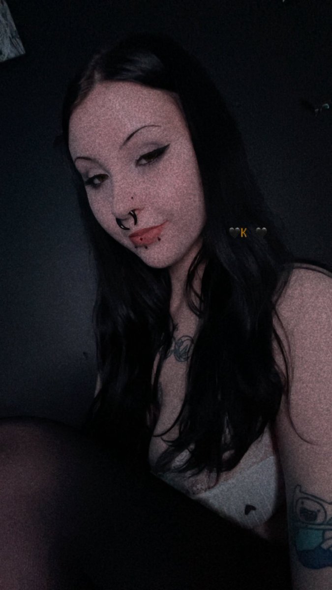 xxxgxthkitty888's tweet photo. •new pinned•
⛤ goth 🦇
⛤22
⛤hard/soft kinks
⛤bdsm
⛤free OF🤍🩵
⛤ask me for my menu
⛤tribute is $5 to talk unless asking about content
⛤insta: gxthbxtch888
⛤G cups + big booty 
⛤solo + b/g content available 
⛤ #nsfwtwt
⛤↻  +  ♡︎ to be moots https://t.co/4Qqp7jc9JN