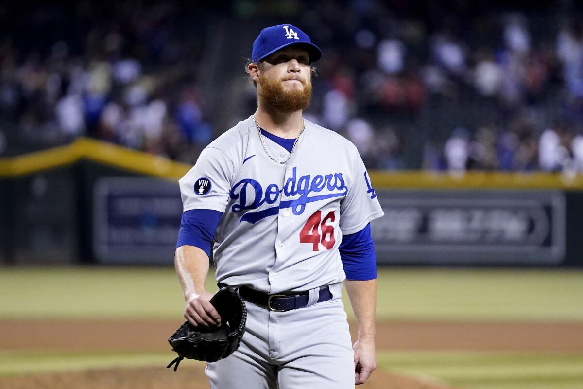 akung151's tweet photo. Tanner Scott really turned into Craig kimbrel on the dodgers 😭 https://t.co/3eFVoJfja1