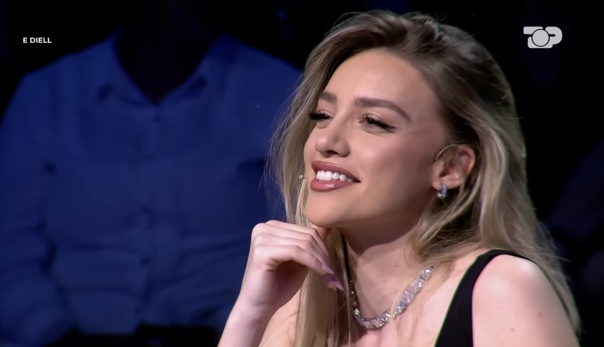 a woman embracing her authenticity is a powerful woman.🤍