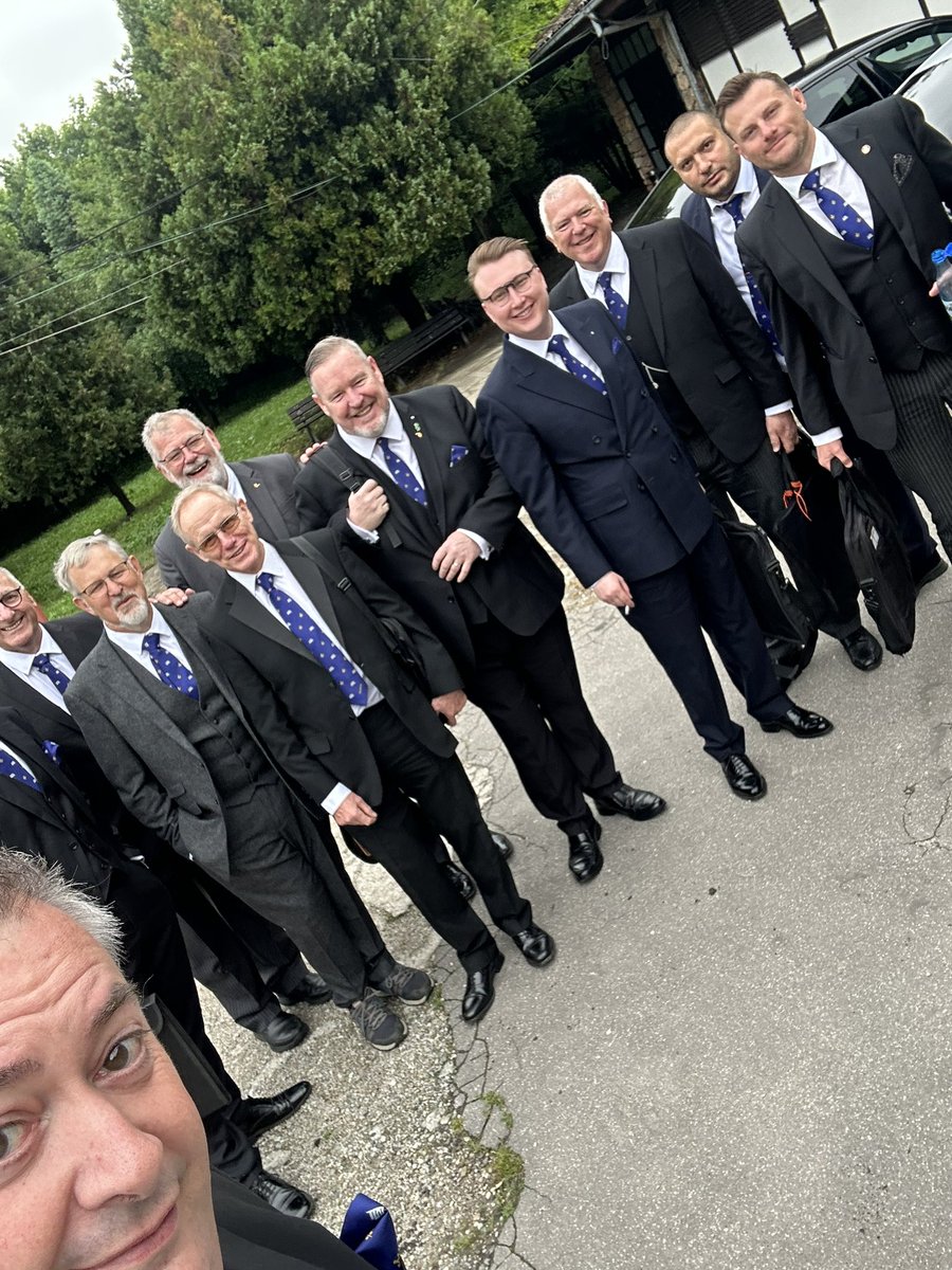 An incredible weekend in Bucharest celebrating 5 years of Fidelitatea Lodge No.456 🇷🇴🎉

Over 100 Masons in attendance and we were proud to represent with 14 of our own from <a href="/wiltspgl/">Wiltshire Freemasons</a>. 

Brotherhood beyond borders. Here’s to many more! 

#Fidelitatea456 #Freemasons