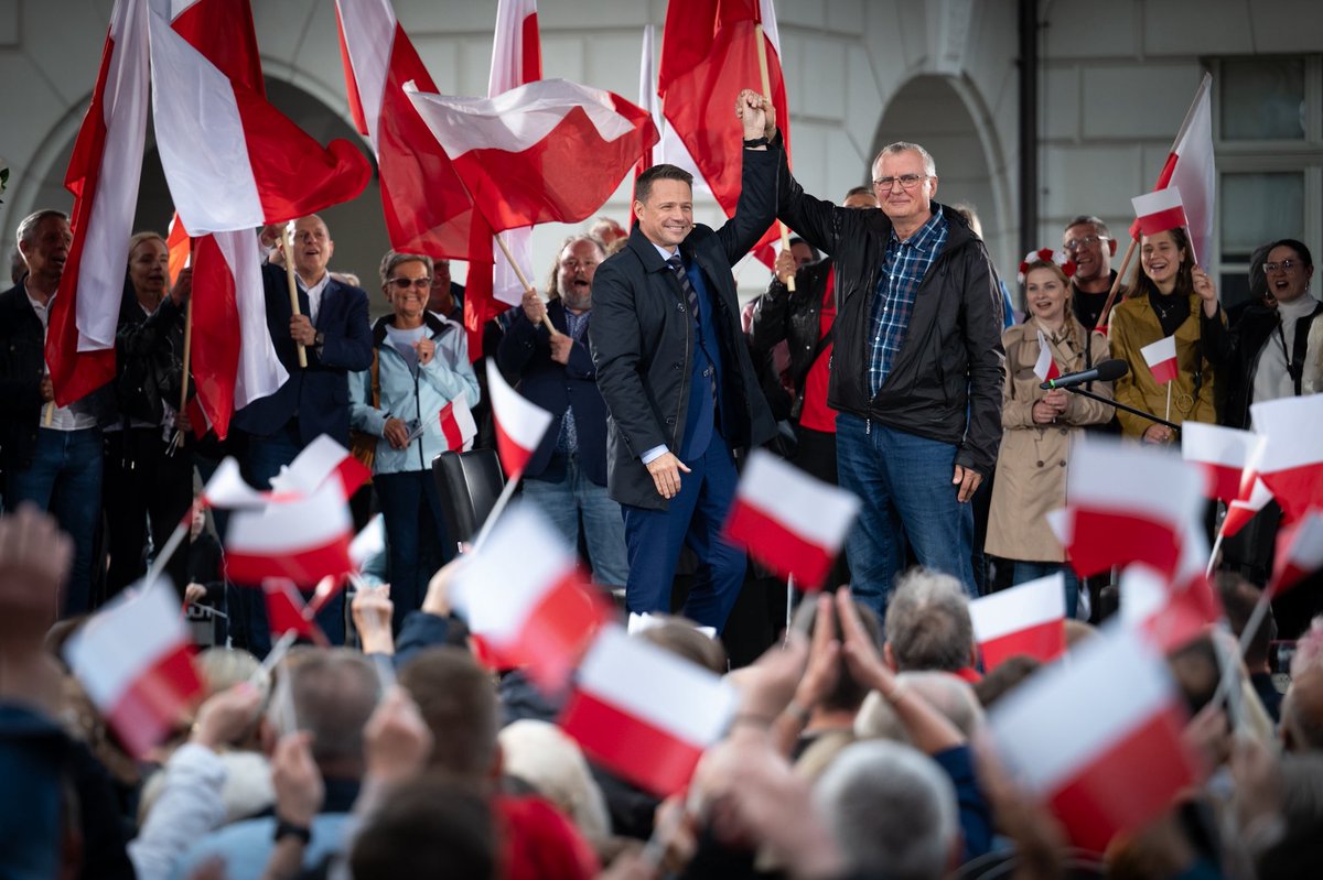 Wysłuchanie Was to był zaszczyt. Dziękujemy. Kłaniamy się i idziemy wspólnie do zwycięstwa 🇵🇱
#Trzaskowski2025