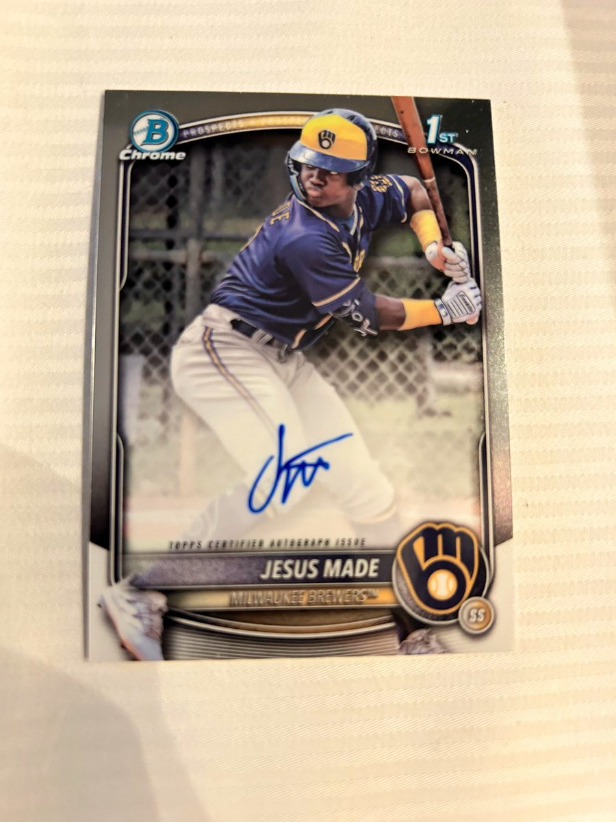 Fozzy85's tweet photo. Just pulled this while working away in the Netherlands 🇳🇱#thehobby #Bowman2025 #jesusmade #topps https://t.co/a8Ipy0MkIq