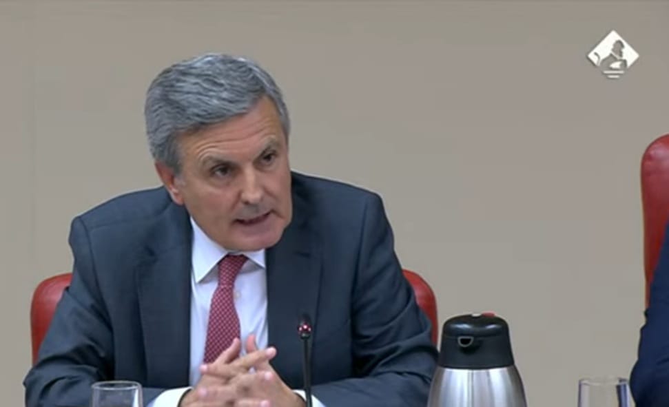 Correos (@correos) on Twitter photo Nuestro presidente <a href="/pedrosaurag/">Pedro Saura</a> ha explicado y defendido en @congreso_es la enmienda que establece medidas esenciales del Plan Estratégico de Correos para transformar la empresa y ha pedido el apoyo de todos los grupos parlamentarios acortar.link/zaa7H5 Nuestro presidente <a href="/pedrosaurag/">Pedro Saura</a> ha explicado y defendido en @congreso_es la enmienda que establece medidas esenciales del Plan Estratégico de Correos para transformar la empresa y ha pedido el apoyo de todos los grupos parlamentarios acortar.link/zaa7H5