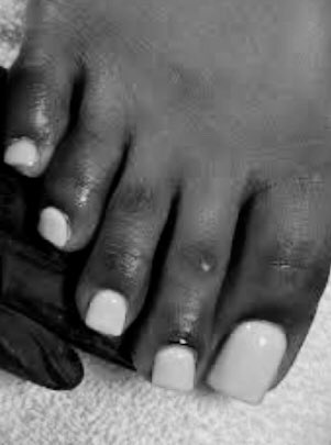 leeleexm153's tweet photo. just a lil peek for my foot fetish people dm for more gotta be apple pay ready #newhere #applepay #footfetısh #paypiggy https://t.co/NsapCR82YQ