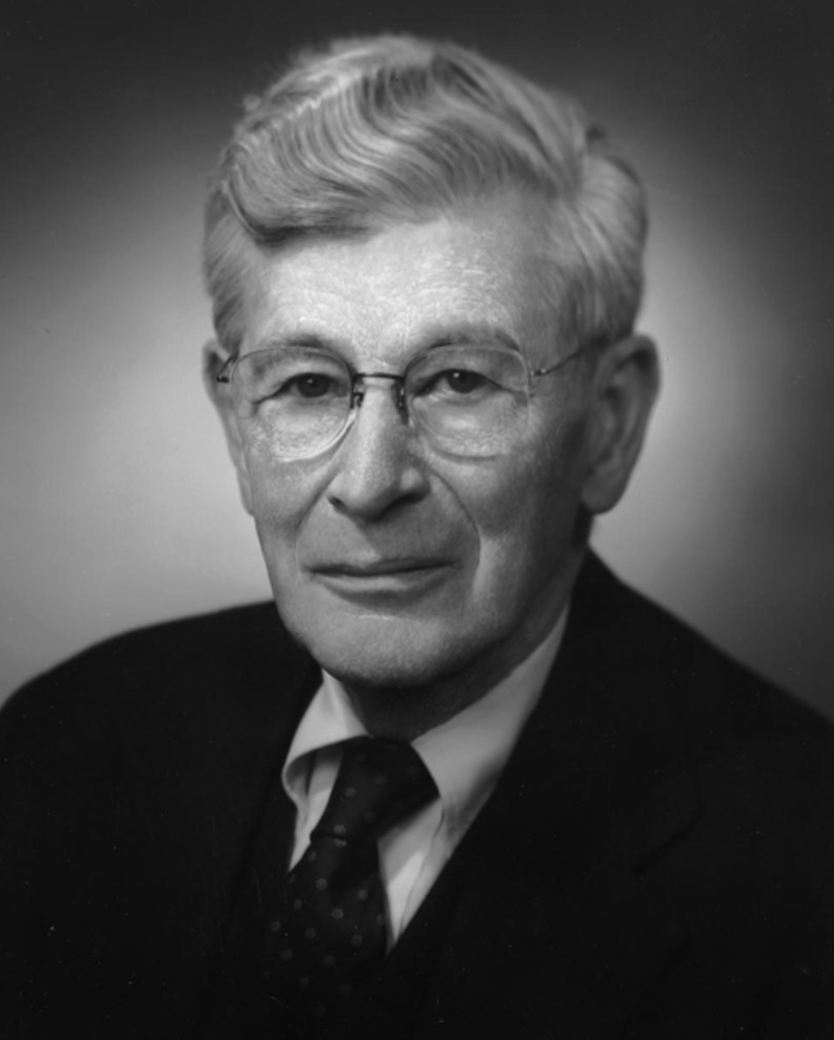 #EICHighlight: Henry Schwartz (1975-1985), the third editor-in-chief of the JNS, personally reviewed all submissions, providing authors of rejected manuscripts with advice and ensuring authors revised manuscripts satisfactorily. He improved the journal's business operations.