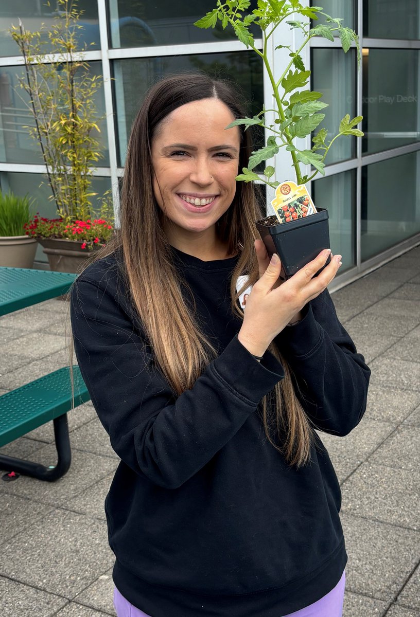 ShrinersPDX's tweet image. We decided that one week was not enough time to appreciate all of our staff, so May is Hospital MONTH around here. Featuring a plant giveaway, a catered Hawaiian lunch, massages and more, we thank you for all that you do!
#HospitalWeek #StaffAppreciation