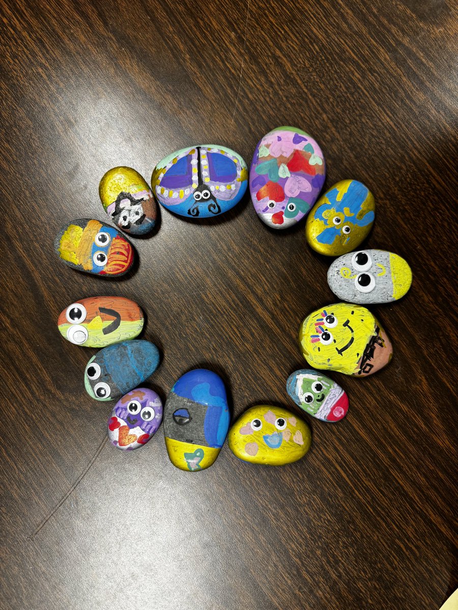 Tiena Zambuto (@mrs_zambutohe) on Twitter photo Crafting with Mrs. Mooreโs 2nd grade class today! <a href="/SMRob_Counselor/">H.E. Rocks!</a> and I had lots of fun hanging out and making pet rocks! ๐ #PBIS #HumbleEl #humbleisd #SchoolCounseling Crafting with Mrs. Mooreโs 2nd grade class today! <a href="/SMRob_Counselor/">H.E. Rocks!</a> and I had lots of fun hanging out and making pet rocks! ๐ #PBIS #HumbleEl #humbleisd #SchoolCounseling