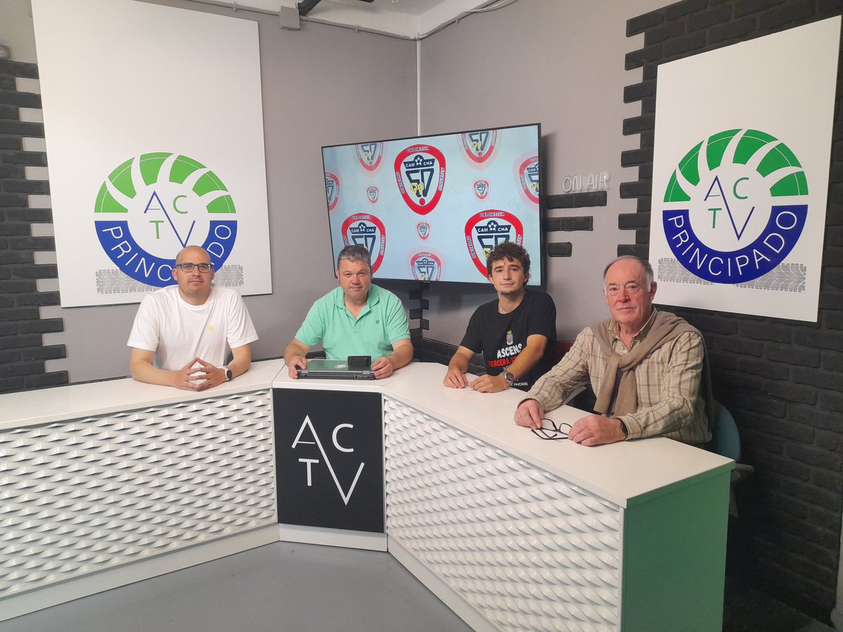 Hoy nos acompañaron el mister del <a href="/MurosBalompie/">Muros Balompié</a> Jhon Sierra y los representantes del <a href="/clubsiero100/">Clubsiero100</a> Edu M Llosa y Guille. Mucha info de <a href="/asturfutbol/">Real Federación de Fútbol Principado de Asturias</a>