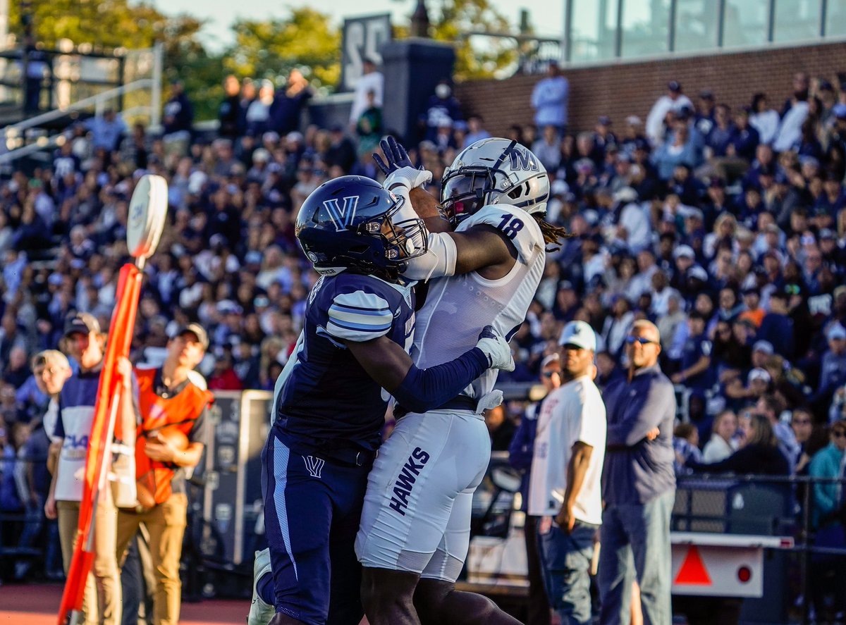 Dennis Long (@coachdennislong) on Twitter photo Attack the day!! #FlyHawks <a href="/MUHawksFB/">Monmouth Football</a> Attack the day!! #FlyHawks <a href="/MUHawksFB/">Monmouth Football</a>