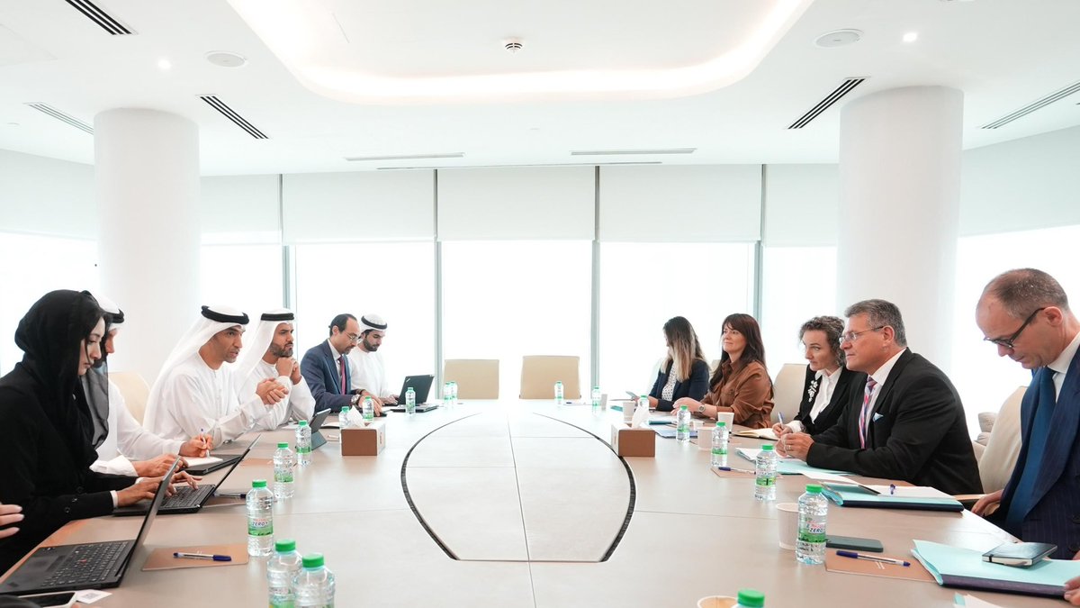د. ثاني أحمد الزيودي (@thanialzeyoudi) on Twitter photo The #EU is one of the UAE's most important trading partners. In 2024, we shared $67.6bn in non-oil trade - 8.3% of our global total. Today, I met European Commissioner for Trade <a href="/MarosSefcovic/">Maroš Šefčovič🇪🇺</a> to officially launch our pathway to a #CEPA and fast-track a new era of opportunity. The #EU is one of the UAE's most important trading partners. In 2024, we shared $67.6bn in non-oil trade - 8.3% of our global total. Today, I met European Commissioner for Trade <a href="/MarosSefcovic/">Maroš Šefčovič🇪🇺</a> to officially launch our pathway to a #CEPA and fast-track a new era of opportunity.