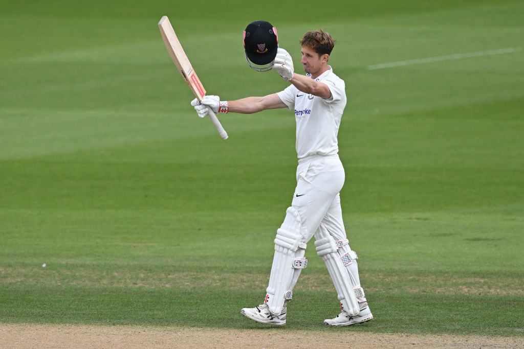 talkSPORT Cricket (@cricket_ts) on Twitter photo π¨ πππ πππππππ!
ποΈ <a href="/ScottTaylorUK/">Scott Taylor</a>, <a href="/Harmy611/">Stephen Harmison</a>, <a href="/GeorgeDobell1/">George Dobell</a> & <a href="/NickFriend1/">Nick Friend</a> host:
π How can Lancashire recover after a winless start?
π Leicestershire flying high!
π John Simpson's stellar form
π Big win for Somerset
β More!
π± Listen π pod.fo/e/2dba56 π¨ πππ πππππππ!
ποΈ <a href="/ScottTaylorUK/">Scott Taylor</a>, <a href="/Harmy611/">Stephen Harmison</a>, <a href="/GeorgeDobell1/">George Dobell</a> & <a href="/NickFriend1/">Nick Friend</a> host:
π How can Lancashire recover after a winless start?
π Leicestershire flying high!
π John Simpson's stellar form
π Big win for Somerset
β More!
π± Listen π pod.fo/e/2dba56