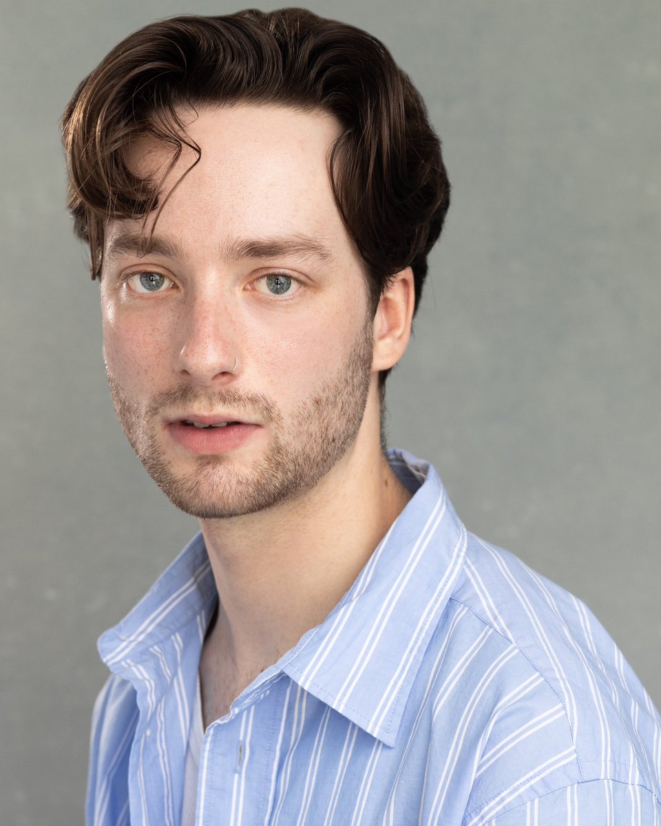 alfieross75's tweet photo. About time for a refresh! Super happy with my new headshots🎬📸 https://t.co/EkujcyUoPC