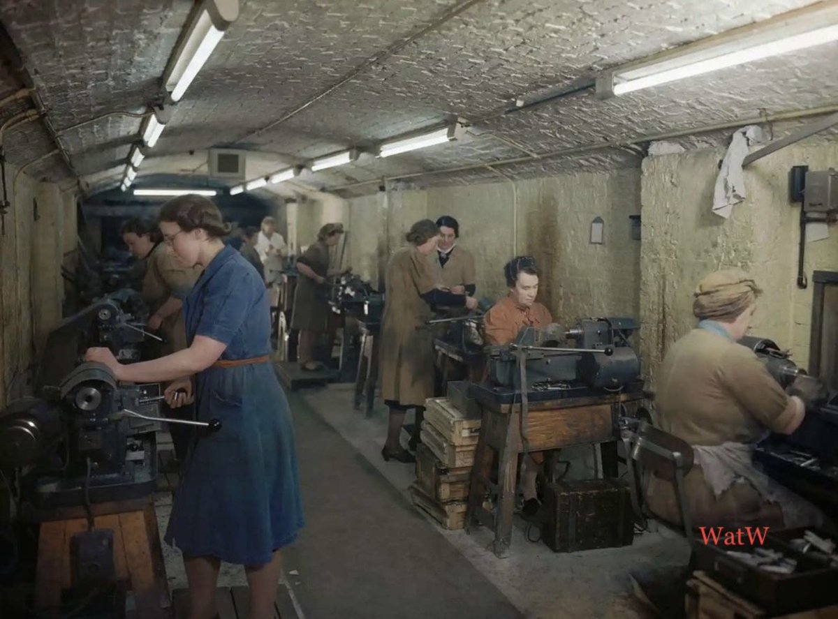TheWorldatWar2's tweet image. Women workers  producing bullets and cannon shells in an underground munitions factory on the Wirral, Merseyside, 1945 #merseyside #wirral #liverpool #munitions #underground #ww2