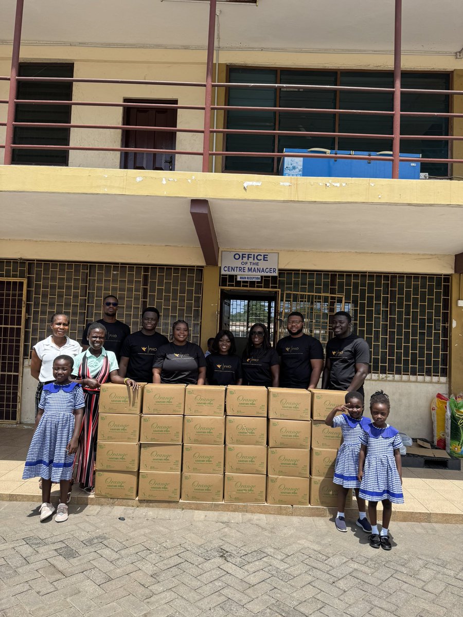 DoctorsNational's tweet photo. The team @PHO_health donated 900 sanitary pads to young girls of Osu Children’s home as part of World Menstrual Hygiene Day celebrations today. Menstruation is not a problem. Poor menstrual hygiene is! https://t.co/AhSCPE1Gjq