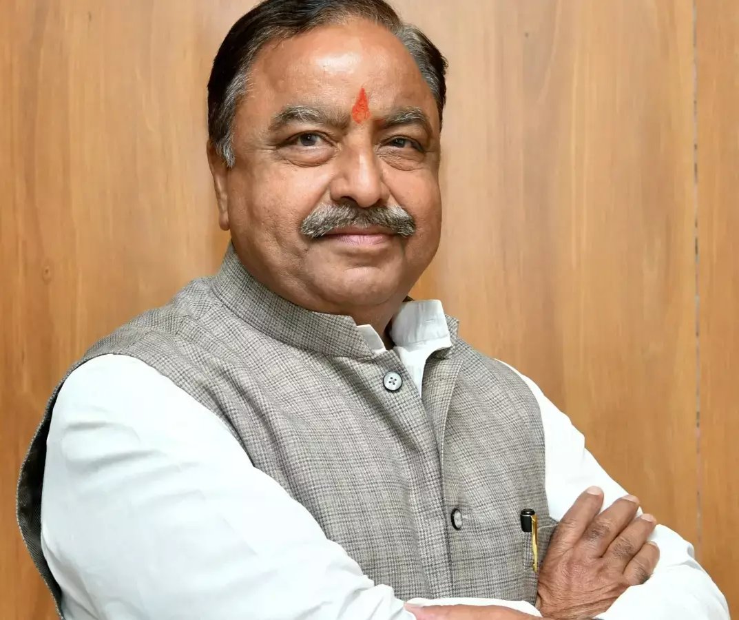 Chakrdhari28W's tweet photo. रामसीन व आसपास के ग्रामवासियों की ओर से जननेता @NsDewal जी का आभार, जिनके प्रयासों से वर्षों से बाधित नर्मदा  पेयजल परियोजना सफलतापूर्वक पूर्ण हुई। यह कार्य क्षेत्र के आमजन व पशुपालकों के लिए प्रगति का द्वार है। @BhajanlalBjp @RajCMO @BJP4Rajasthan @madanrrathore https://t.co/KfKpsBDTmF