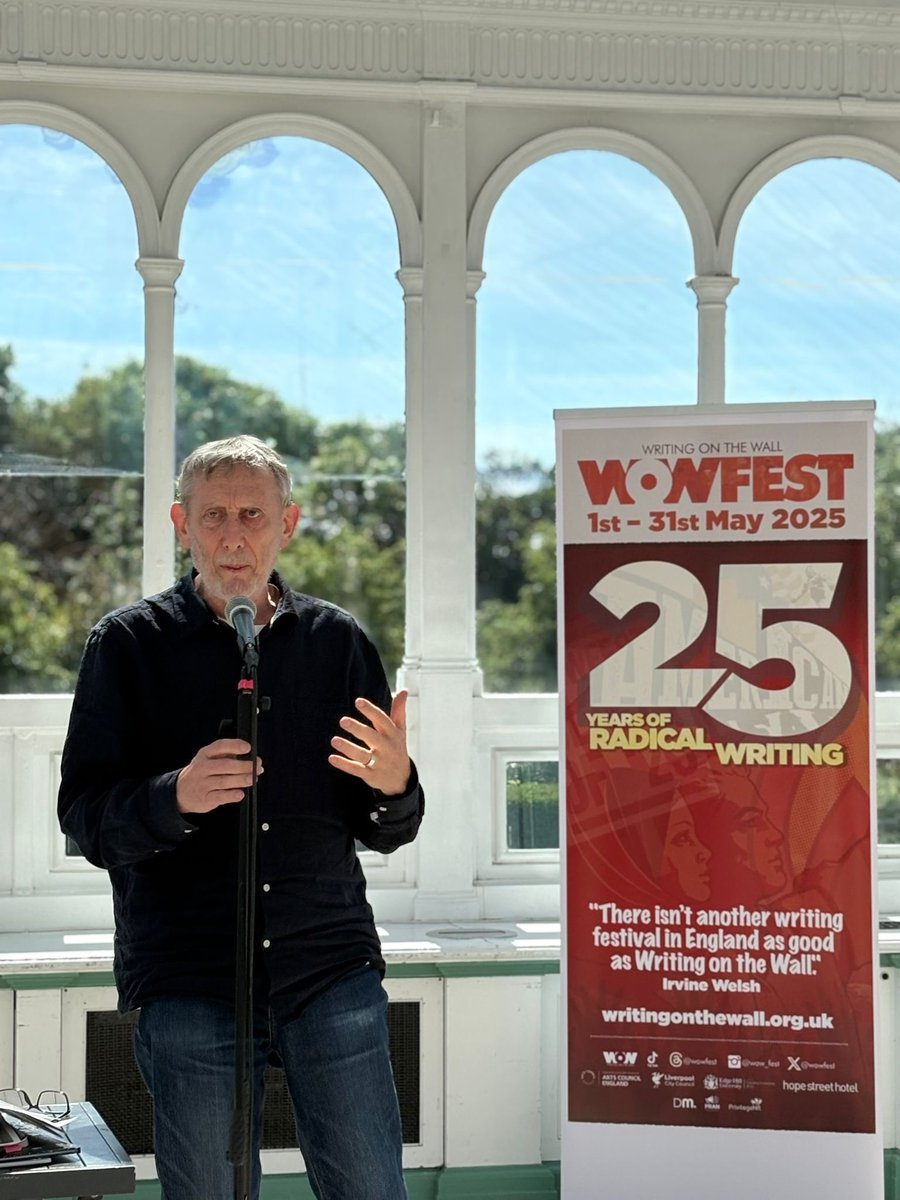 wowfest's tweet photo. @errohemi @ArnotStMary @CultureLPool @JackieKayPoet And as always @MichaelRosenYes was absolutely INCREDIBLE 🥳
We love welcoming him back to Liverpool and to #WoWFEST https://t.co/ieI2MwTFFk