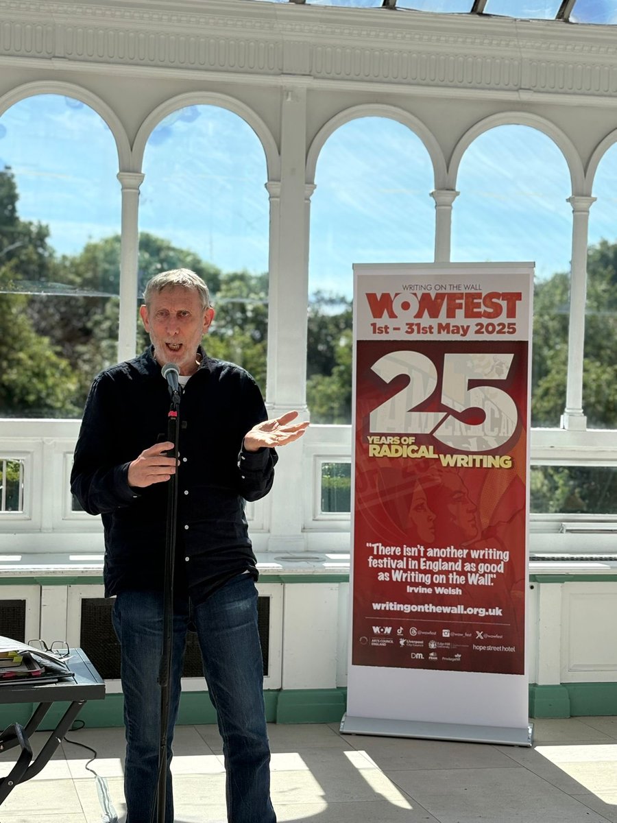 wowfest's tweet photo. @errohemi @ArnotStMary @CultureLPool @JackieKayPoet And as always @MichaelRosenYes was absolutely INCREDIBLE 🥳
We love welcoming him back to Liverpool and to #WoWFEST https://t.co/ieI2MwTFFk
