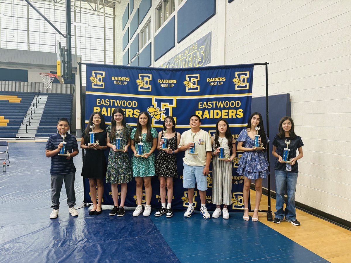 7th grade top 10 students. Congratulations, Raiders! #RaidersMakingGains #BringThemToEastwood