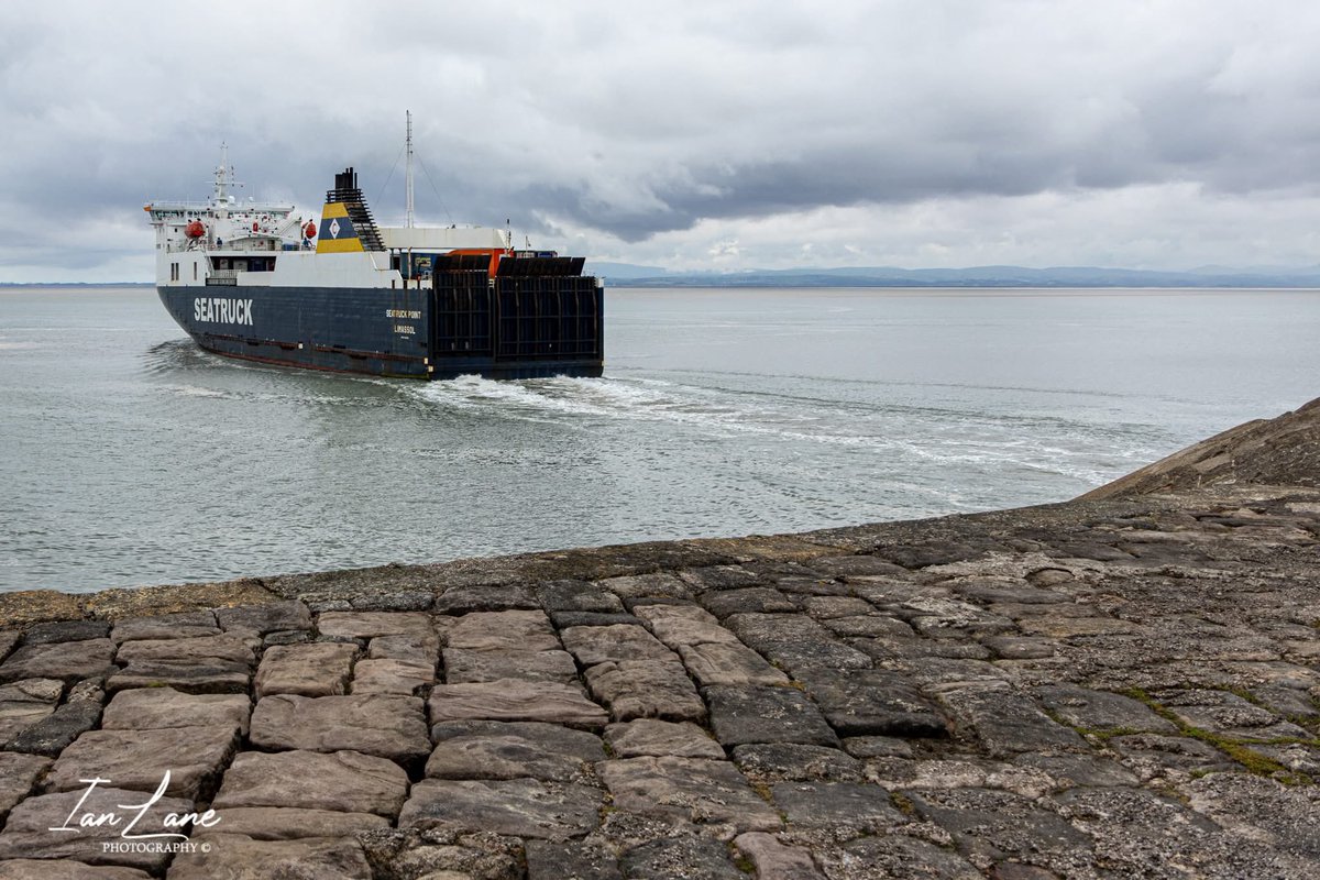 Seatruck Point loading at linkspan 2 in Heysham Port today preparing for her departure to Warrenpoint.

Photos: Ian Lane Photography 

 #cargovessel #shipphotography #heysham #Port #Ship #seatruck #supplychain #warrenpoint #freight #Roroshipping #ferry #irishsea