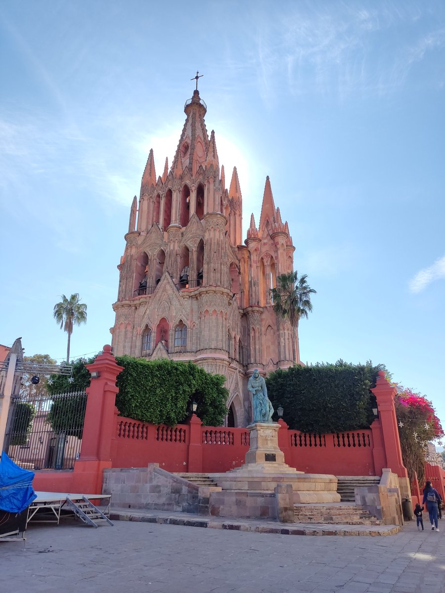 You only have a limited time in San Miguel de Allende, what are the things you MUST do? Here are our recommendations for the best food tours, cooking classes, adventures and wine tours (by a local): epicureanexpats.com/the-best-day-t… #travel #Wednesdayvibe   #SanMigueldeallende