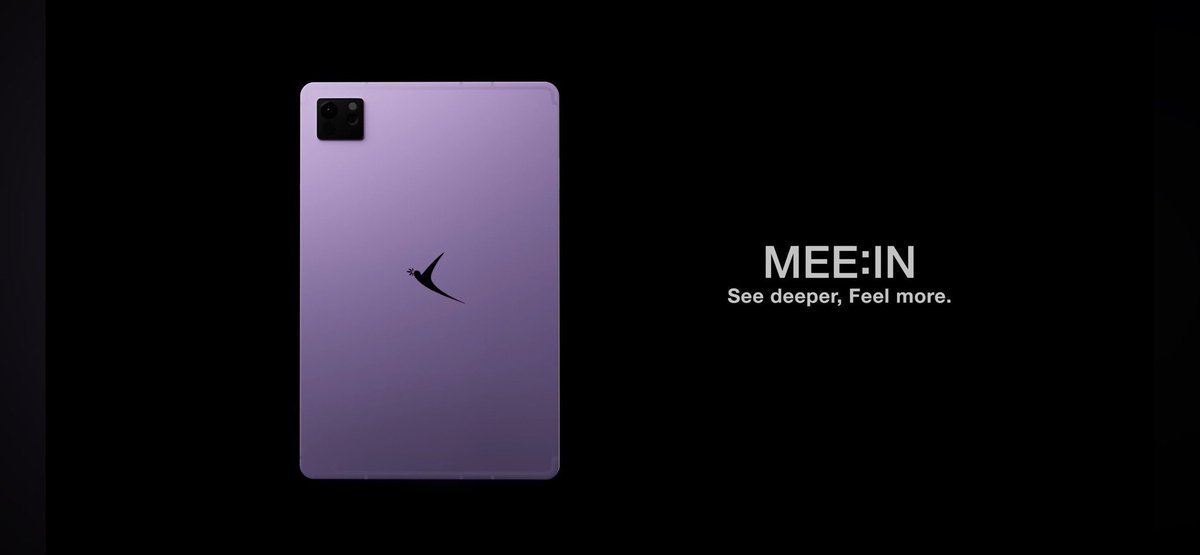babiejieun's tweet photo. MEE:IN = pronunciation of the Kr title of the song (미인)

Logo shows a swallow (제비/jebi) carrying a flower (꽃/kkot) which when combined means Violet Flower 🌸

I’m guessing “See deeper, feel more” means seeing the inner beauty of ppl rather than just focusing on appearance? https://t.co/rYxxvxPngs