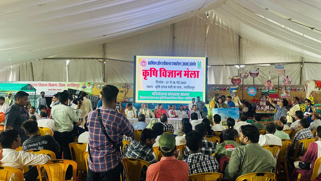 Dr. Neha Tiwari (@drnehatiwari4) on Twitter photo Krishi Udyog Samagam concluded on Day 3 with a vibrant closing ceremony. <a href="/ICARDA/">ICARDA</a>’s work on cactus, pulses & cereals was widely appreciated by farmers, officials & stakeholders for its dryland impact.
<a href="/ShivKAgrawal/">Shiv Agrawal</a> <a href="/BaumBCI/">Michael Baum</a> <a href="/Amitdur/">Amit Gautam</a> <a href="/jitupatidar90/">Jitendra Patidar</a> <a href="/AgriGoI/">Agriculture INDIA</a> <a href="/DoLR_MoRD/">Department of Land Resources, GOI</a>
#Cactus Krishi Udyog Samagam concluded on Day 3 with a vibrant closing ceremony. <a href="/ICARDA/">ICARDA</a>’s work on cactus, pulses & cereals was widely appreciated by farmers, officials & stakeholders for its dryland impact.
<a href="/ShivKAgrawal/">Shiv Agrawal</a> <a href="/BaumBCI/">Michael Baum</a> <a href="/Amitdur/">Amit Gautam</a> <a href="/jitupatidar90/">Jitendra Patidar</a> <a href="/AgriGoI/">Agriculture INDIA</a> <a href="/DoLR_MoRD/">Department of Land Resources, GOI</a>
#Cactus