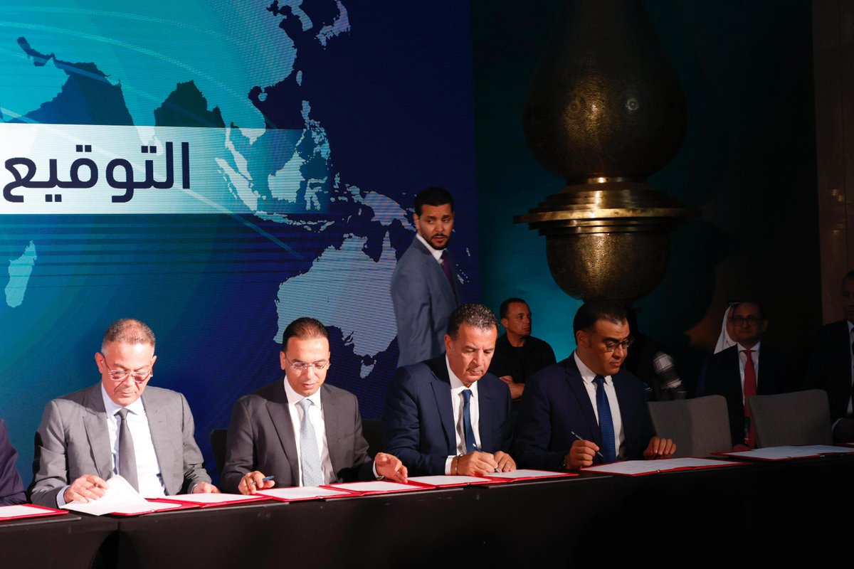 هذا الميثاق، الذي يعد <a href="/CGEM_MA/">CGEM</a> أحد الموقعين عليه، يمثل خطوة مفصلية في مسار تعزيز مكانة المغرب على الصعيد التجاري و يعالج التحديات الميدانية التي تواجهها المقاولات خصوصا الصغيرة جدا و الصغيرة و المتوسطة، ويشكل فرصة حقيقية لتعزيز سيادتنا الاقتصادية ودفع عجلة التشغيل. 
<a href="/AljChakib/">Chakib ALJ</a>