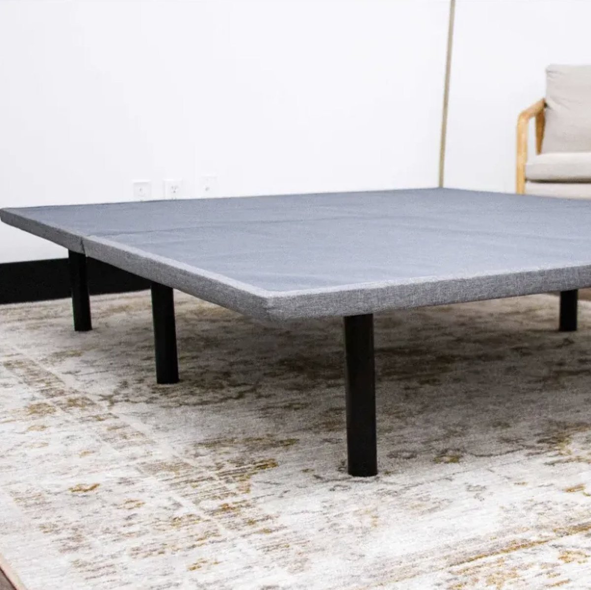 MooresSleep's tweet photo. BedTech Platform X upholstered bed support system. Sold separately from mattress

#MooresSleepWorld #mattressandmore #Humboldt #bedtech #platformx https://t.co/7waHjiSyi9