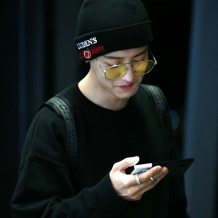tothemoonandbaek tweet media