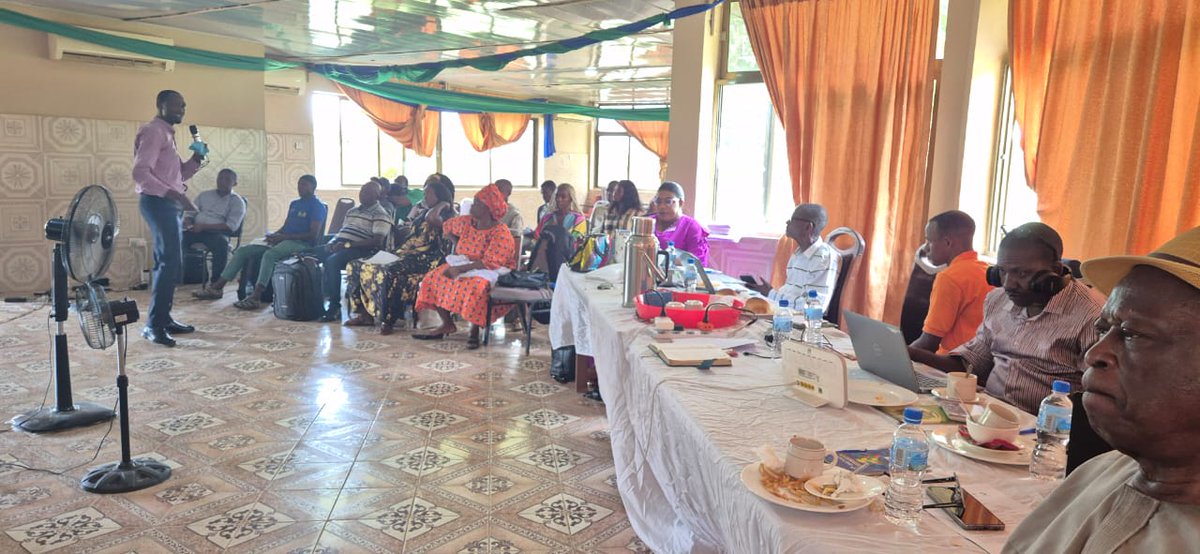 IITA (@iita_cgiar) on Twitter photo The <a href="/FsrpWa/">FSRP</a> in collaboration with IITA-<a href="/CGIAR/">CGIAR</a> & <a href="/SLARI_2007/">Sierra Leone Agricultural Research Institute</a> organized a training program for FSRP project beneficiaries who are into soybean #valuechain recently. The training was delivered by the IITA soybean Compact of the <a href="/Taat_Africa/">#Technologies to #FeedAfrica</a> program.
.
#TAATCompact #Soybeans The <a href="/FsrpWa/">FSRP</a> in collaboration with IITA-<a href="/CGIAR/">CGIAR</a> & <a href="/SLARI_2007/">Sierra Leone Agricultural Research Institute</a> organized a training program for FSRP project beneficiaries who are into soybean #valuechain recently. The training was delivered by the IITA soybean Compact of the <a href="/Taat_Africa/">#Technologies to #FeedAfrica</a> program.
.
#TAATCompact #Soybeans