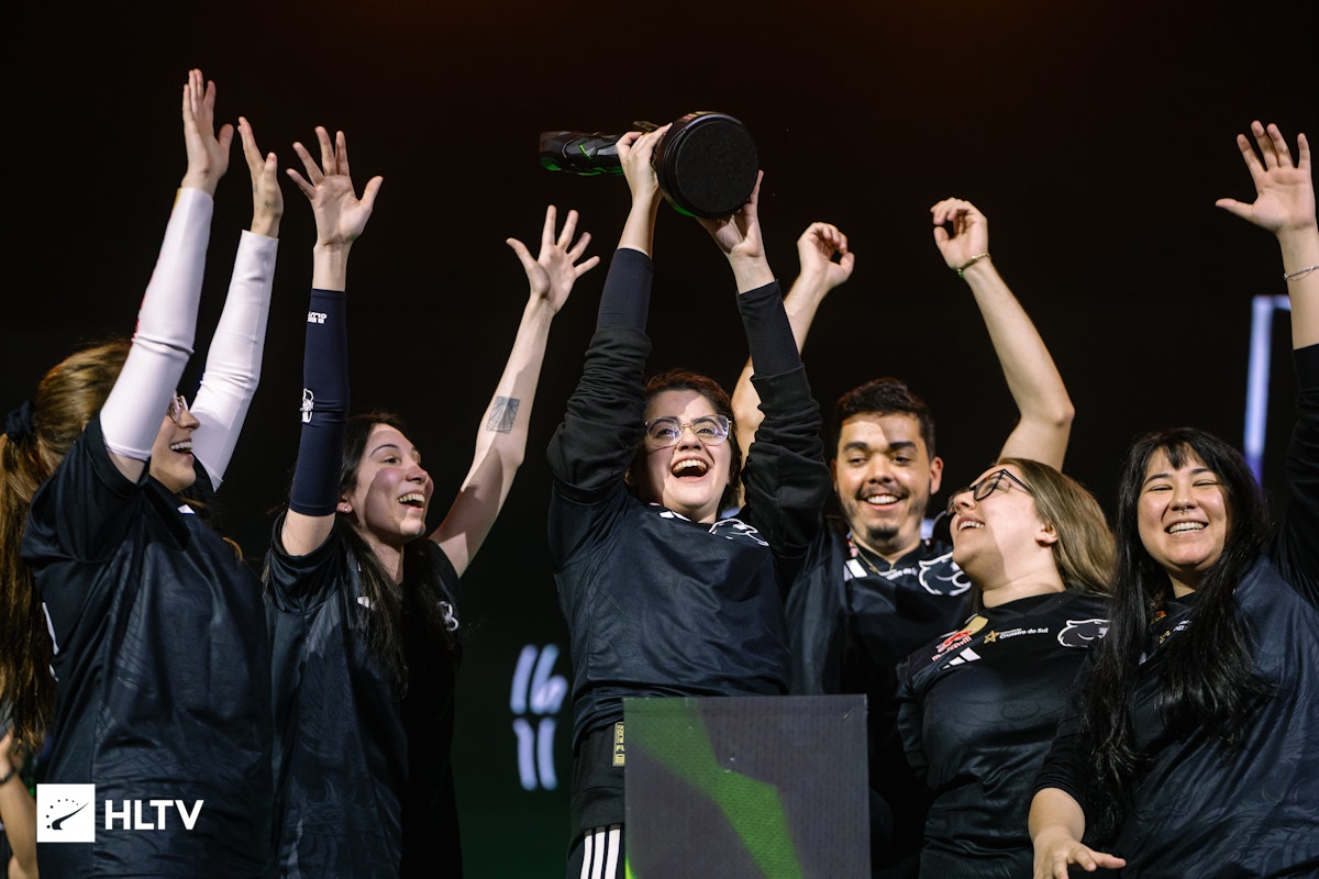 Tris_Mara (@mara_tris) on Twitter photo INVISTAM NO CENÁRIO FEMININO DE CS!
Estamos chegando em junho de 2025 - e justamente no ano em que SOMOS CAMPEÃES DO MUNDO, é o ano em que tivemos menos campeonatos femininos - até agora, apenas a <a href="/ESLImpact/">ESL Impact</a>.
Além de que temos apenas 3 organizações apostando no CS feminino. INVISTAM NO CENÁRIO FEMININO DE CS!
Estamos chegando em junho de 2025 - e justamente no ano em que SOMOS CAMPEÃES DO MUNDO, é o ano em que tivemos menos campeonatos femininos - até agora, apenas a <a href="/ESLImpact/">ESL Impact</a>.
Além de que temos apenas 3 organizações apostando no CS feminino.