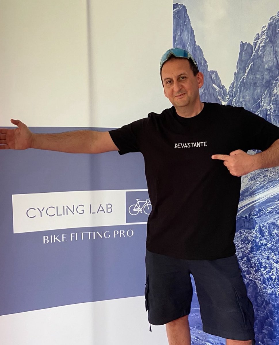 La mia collezione DEVASTANTE arriva anche in Svizzera 🇨🇭 da Cycling Lab a Mendrisio ♥️ #teamdevastante