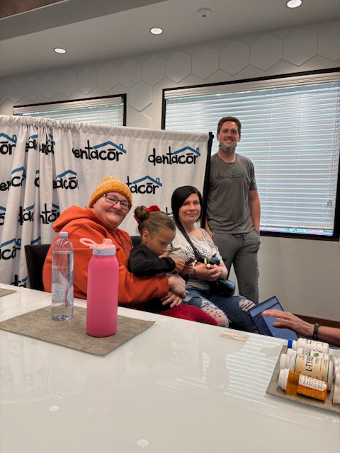 HASaltLakeCity's tweet photo. We appreciate Dentacōr for their expert dental care and compassionate service, which significantly improves residents' health and confidence. Their efforts have a positive impact on both individuals and the broader community by promoting overall wellness.
#communityimpact #slc https://t.co/iMSJznc6M4