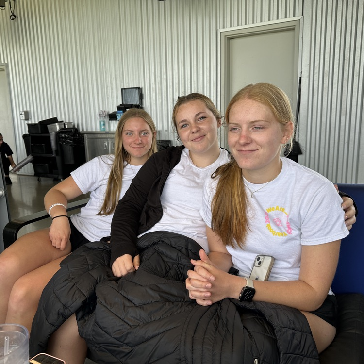 Had a blast celebrating the best yearbook staff ever. They finished up their part yesterday! Now to wait for state track results. Go Eagles! 🦅