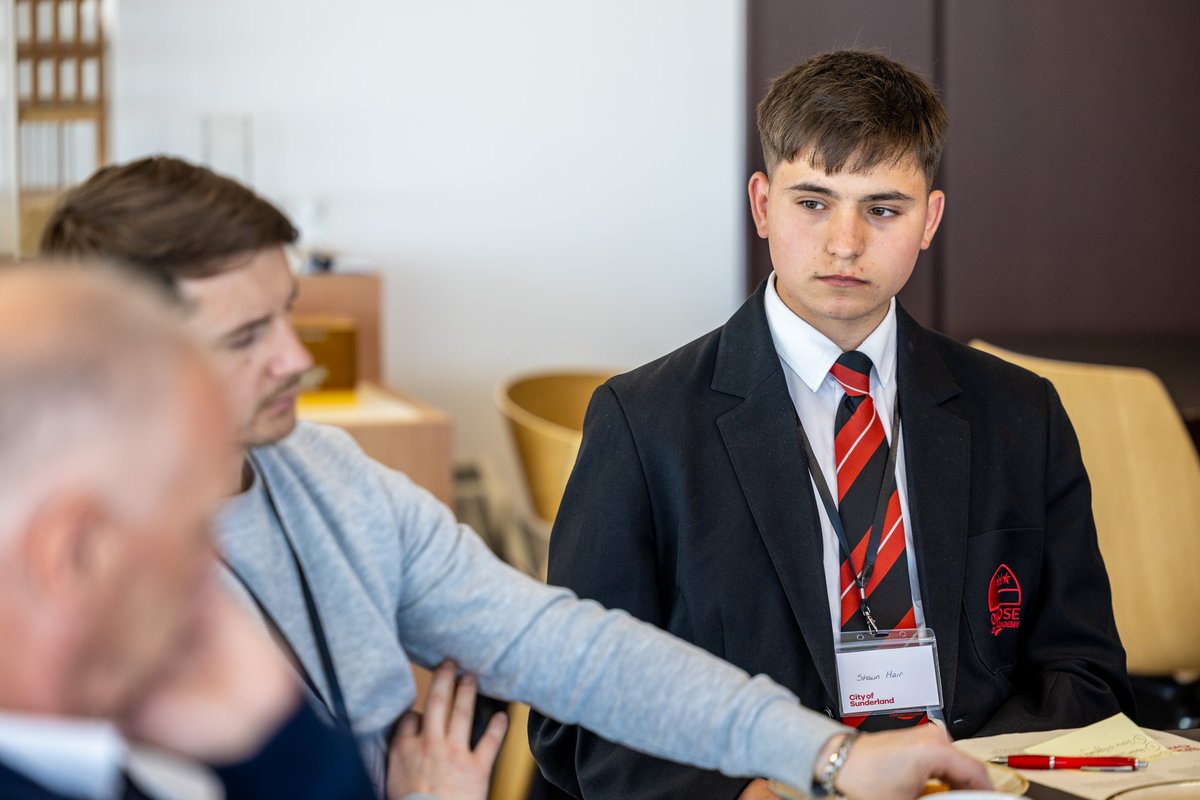 Riverside Sunderland (@riversidesund) on Twitter photo Voting opens for naming new city landmark ! ποΈ 
Our stunning new Wear Footbridge is almost ready for its official name 
π Your choices are:
1. Keel Crossing
2. Wear Crossing 
3. Beacon Bridge 
π³οΈ Cast your vote here:  orlo.uk/9JKeq Voting opens for naming new city landmark ! ποΈ 
Our stunning new Wear Footbridge is almost ready for its official name 
π Your choices are:
1. Keel Crossing
2. Wear Crossing 
3. Beacon Bridge 
π³οΈ Cast your vote here:  orlo.uk/9JKeq