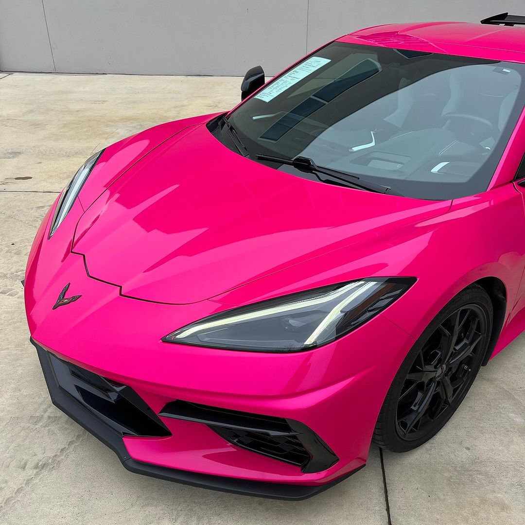 MetroRestyling's tweet photo. Pink with purpose. 💖🏁

This Corvette C8 is turning every head in KPMF K75400 Gloss Momentum Pink.

Wrapped by @heritageautostyling

#metrorestyling #paintisdead #carwrap #carwraps #vinylwrap #vinylwraps #corvettec8 #c8wrap #momentumpink #pinkwrap #kpmfwrap #glosswrap https://t.co/OtchlBBEbj