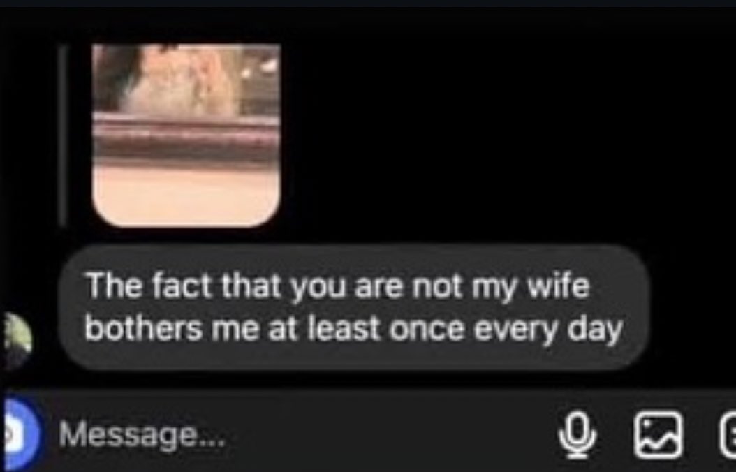 texts arg oikawa receives from drunk cali iwaizumi: