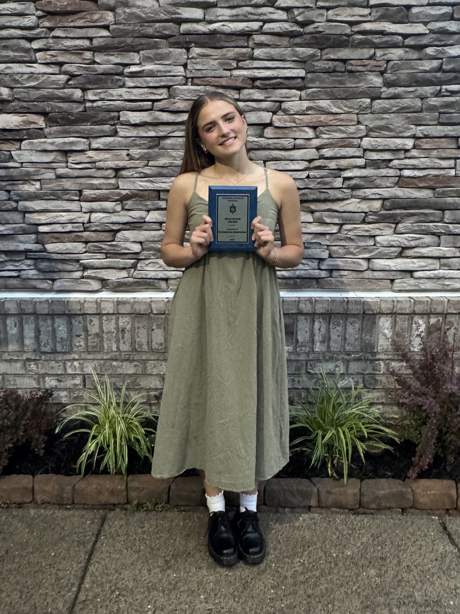 Evangeline Armstrong tweet media