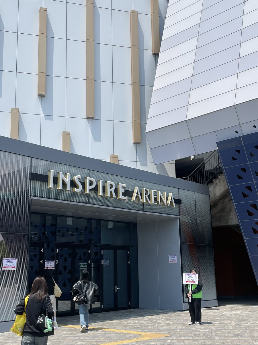 🌰💢 tweet media