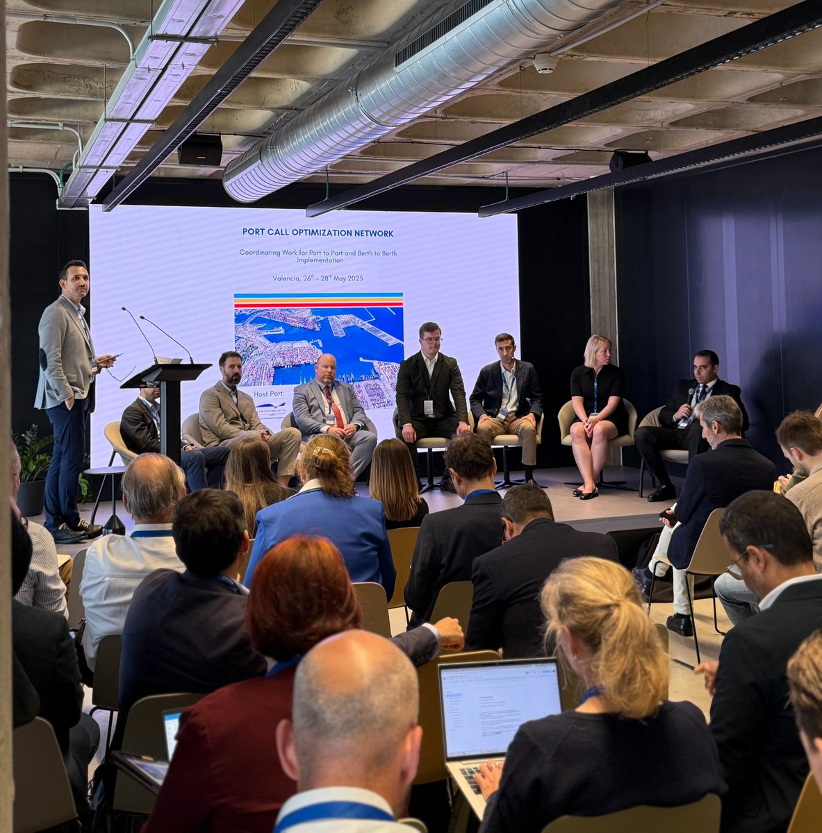 Exciting couple of days in the Port of #Valencia, where we joined the Port Call Optimization #PCO Network plenary meeting, bringing together 👥 ports, international organisations, digital solution providers and researchers, targeting the harmonisation of port call standards ⚓