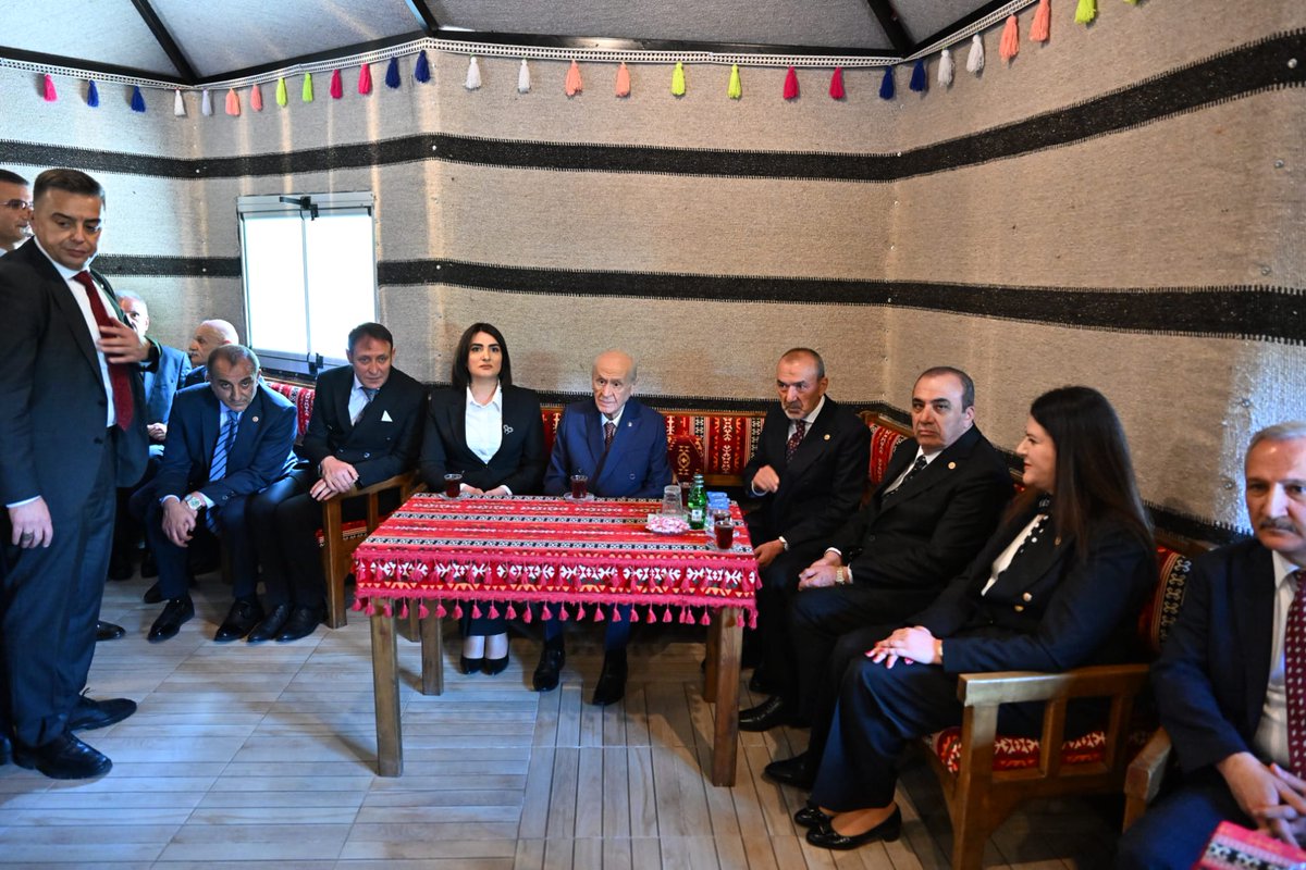 📍Kızılcahamam 

Genel Başkanımız Sayın Devlet BAHÇELİ’nin liderliğinde 27 Mayıs Ülkücü Şehitleri Anma Günü münasebetiyle; Kızılcahamam’daki Ülkücü Şehitler Anıtı’nı ziyaret ettik.