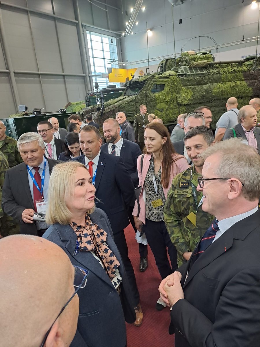 Arquus_Intl's tweet photo. Arquus is at #IDET2025 in Brno! 🇨🇿

Our CEO Emmanuel Levacher met with Czech Defence Minister @jana_cernochova. 

Proud to showcase the SABRE tactical vehicle alongside our partner VTÚ. #Defence #MilitaryInnovation https://t.co/vmHdM5ze8Q