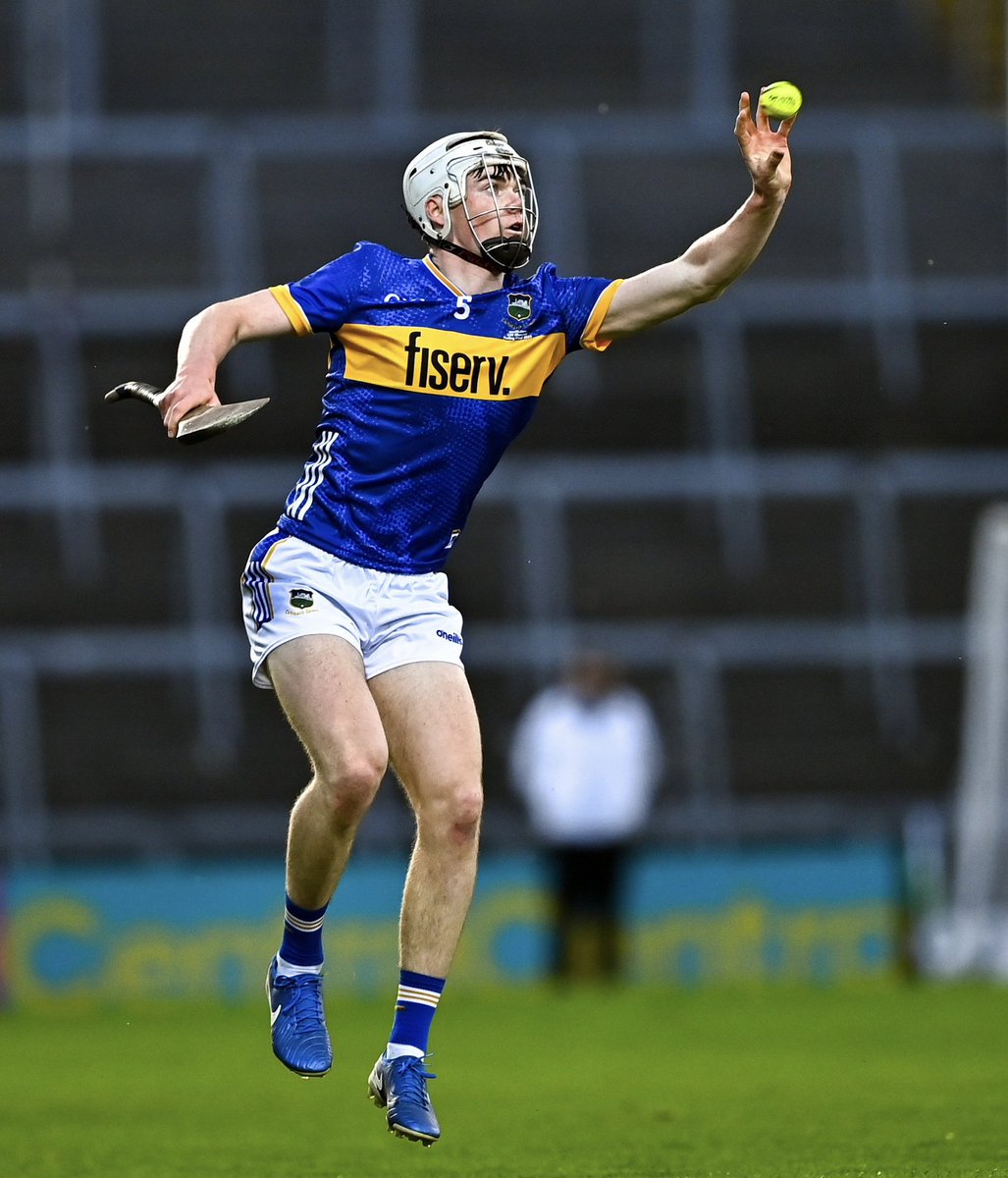 GAA_BEO's tweet image. Dé Sathairn ar #GAABEO
Cluiche Ceannais Iomána na hÉireann Fé 20 🤩
Tune in for the All-Ireland U20 Hurling Final between Kilkenny and Tipperary this Saturday 🥎
Beo ar TG4 @ 14:30
@KilkennyCLG v @TipperaryGAA
@officialgaa