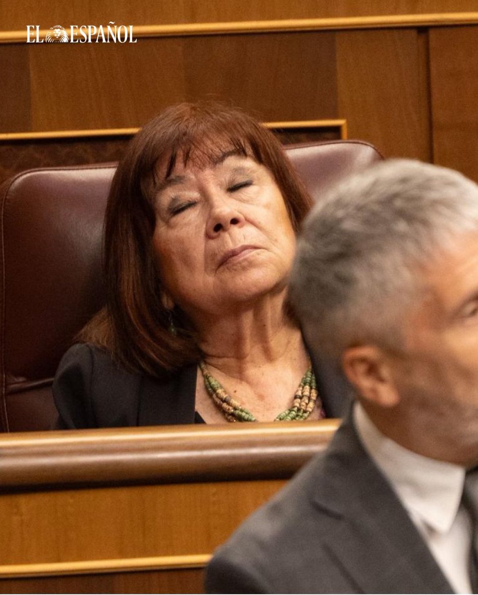 rafaelMartAlm's tweet image. Se llama Cristina Narbona, es la presidenta del PSOE. Nos cuesta al año 82.245,66€ para que se quede dormida en las sesiones del Congreso. #LaPSOE