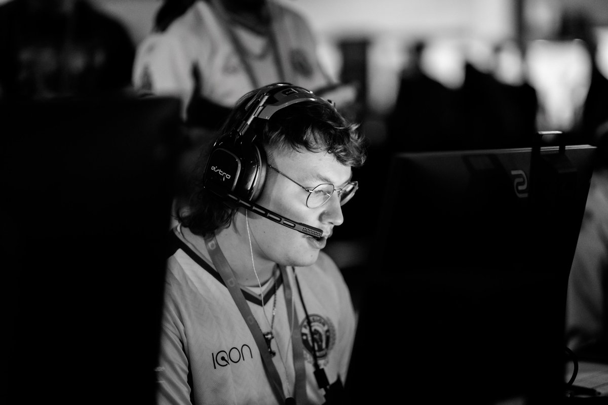 Passion United (@passionunitedgg) on Twitter photo Our <a href="/HCS/">Halo Esports</a> <a href="/DreamHack/">DreamHack</a> Photo Thread๐งต
All of the magic captured by <a href="/BlameTheMeg/">Meg</a>๐ธ -
Not only a privilege to work with, but we are blessed to call our friend๐
Ft. our guys <a href="/atticusfours/">For Atticus</a>, <a href="/Palfius_/">Palfius</a>, <a href="/Chills_ACM/">Chills ACM</a>, <a href="/Steve2Shiesty/">StefanoBiscut</a> & <a href="/Coach_CLUTCH/">Coach CLUTCH</a>๐
#DHDallas | #HCSDallas25 Our <a href="/HCS/">Halo Esports</a> <a href="/DreamHack/">DreamHack</a> Photo Thread๐งต
All of the magic captured by <a href="/BlameTheMeg/">Meg</a>๐ธ -
Not only a privilege to work with, but we are blessed to call our friend๐
Ft. our guys <a href="/atticusfours/">For Atticus</a>, <a href="/Palfius_/">Palfius</a>, <a href="/Chills_ACM/">Chills ACM</a>, <a href="/Steve2Shiesty/">StefanoBiscut</a> & <a href="/Coach_CLUTCH/">Coach CLUTCH</a>๐
#DHDallas | #HCSDallas25